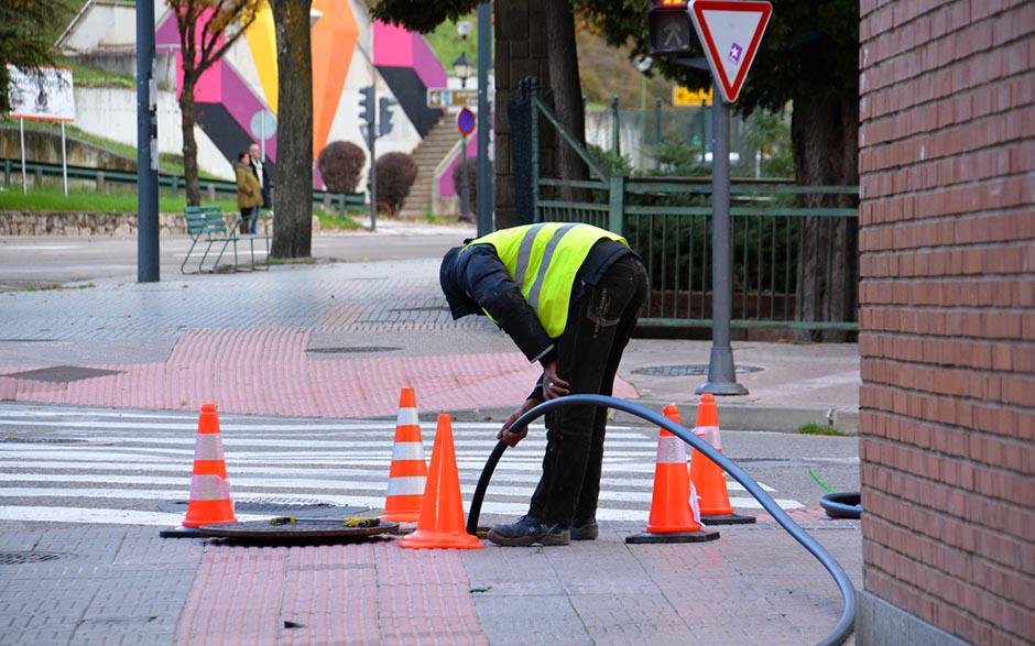 pompe déboucheur canalisation Les Ulis